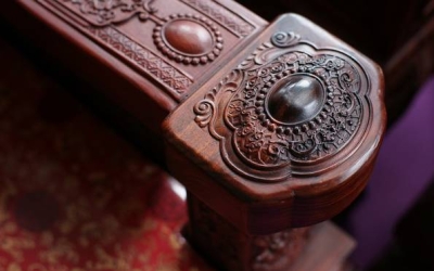 红木家具厂为您介绍为什么各人都爱红木家具？？？